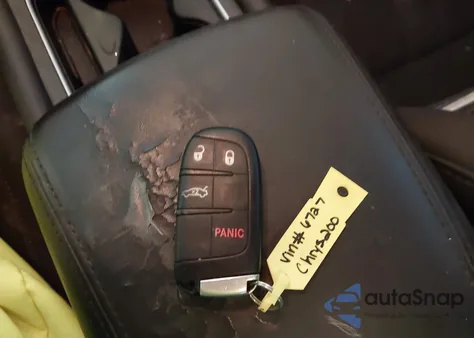 2015 Chrysler 200 Limited z USA, uszkodzony, nr VIN 1C3CCCAB1FN626727